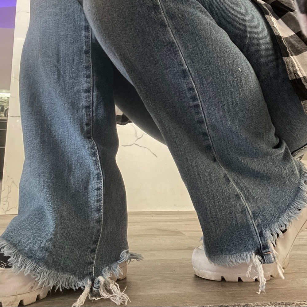 Converse Luggars - Picture 2 of 2